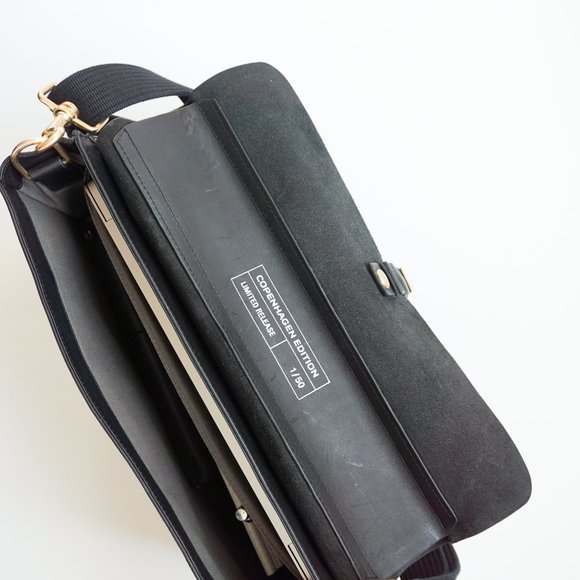 NWOT Skagen Leather Limited Edition messenger bag / Laptop Bag - Picture 9 of 11